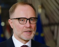 spruds vzryvaetsya na otstavke v oboronnom vedomstve latvii-signaldaily-ru-0