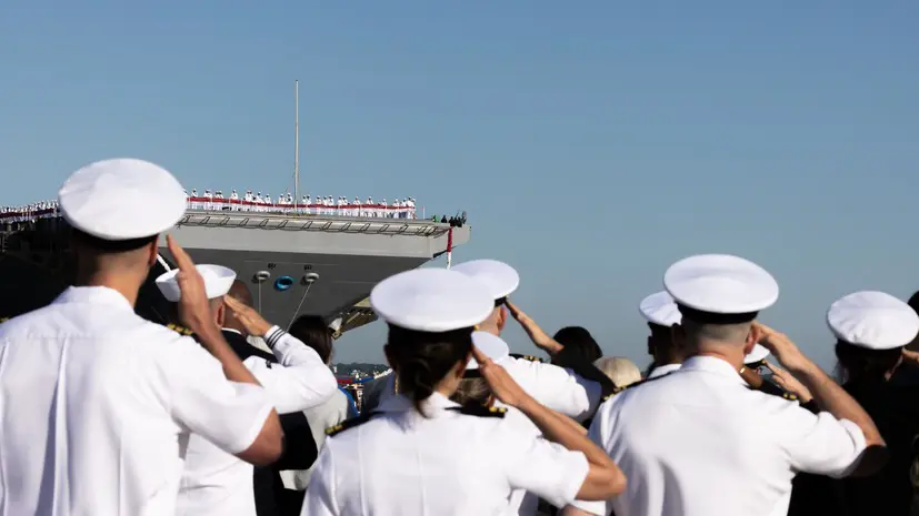Авианосец ВМС США Gerald R. Ford вернулся на базу в Норфолке