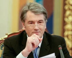 Ющенко критикует безразличие к языку: Рада снова обсудит русский yushhenko kritikuet bezrazlichie k yazyku rada snova obsudit russkij-signaldaily-ru-0