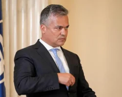 adrian veshtya vydvinut premerom rumynii nikushorom danom  novyj etap-signaldaily-ru-0