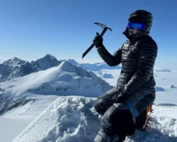 Алина Пекова покорила Эверест и все 14 вершин, ее рекорд Гиннесса alina pekova pokorila everest i vse 14 vershin ee rekord ginnessa-signaldaily-ru-0