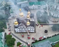 Удар по Киево-Печерской лавре и пророчество Старца Зосимы с Patriot udar po kievopecherskoj lavre i prorochestvo starcza zosimy s -signaldaily-ru-0
