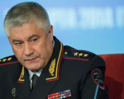 vladimir kolokolczev pozdravil mvd rossii s pochyotnymi zvaniyami-signaldaily-ru-0