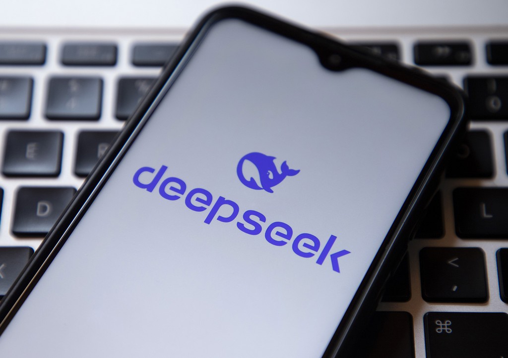 В приложении DeepSeek нашли риски для пользователей смартфонов