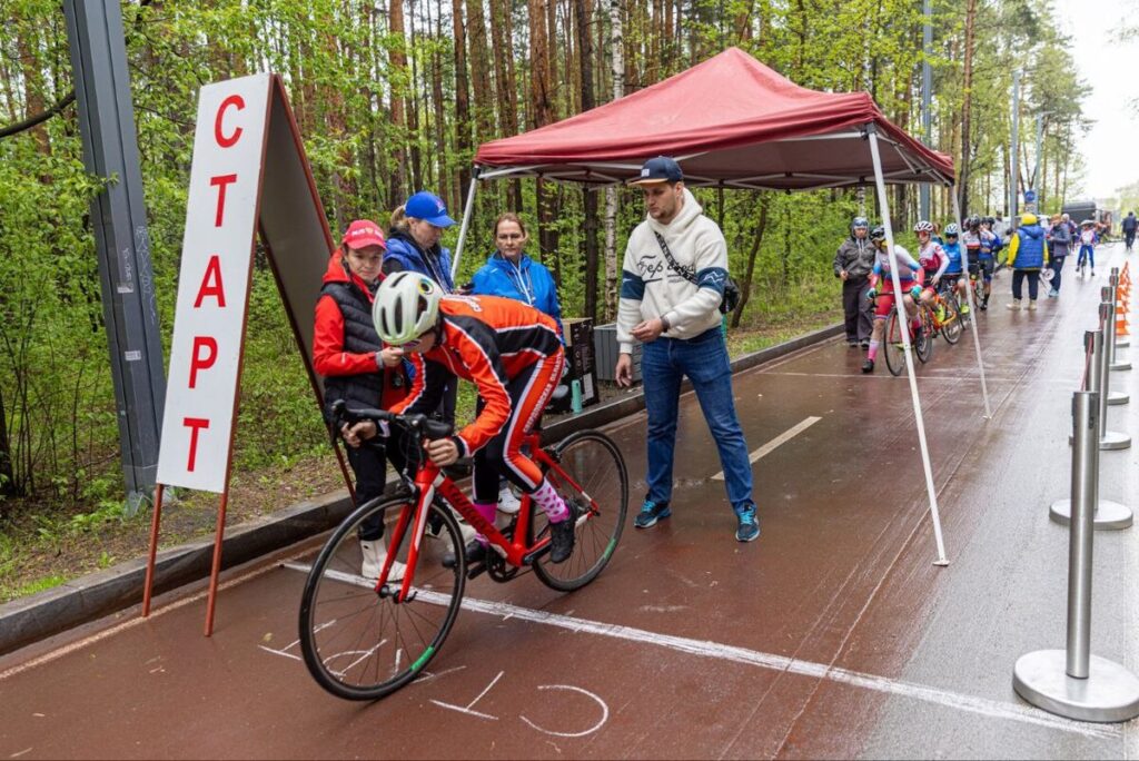 Федерация велосипедного спорта России вдохновляет Шарташский лесопарк