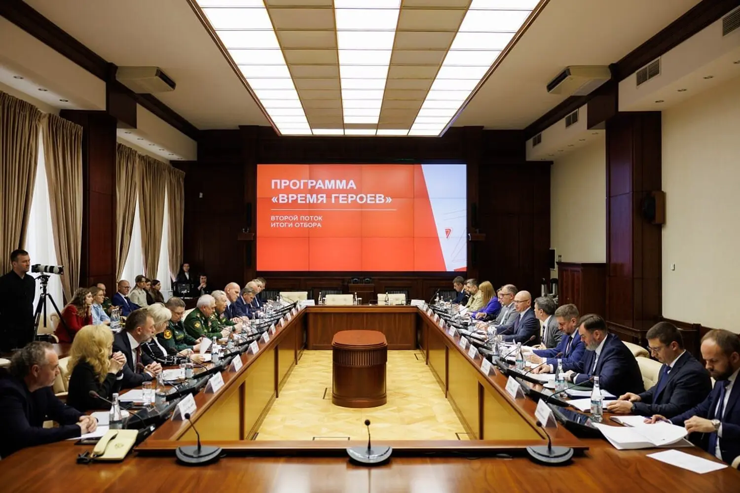 Испытание «Время героев» прошло под контролем Владимира Путина с участием Сергея Кириенко, Алексея Комиссарова и Александра Карелина-0