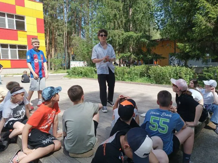 Каменск-Уральский встречает лето с городом Детства «Исетские зори»-0