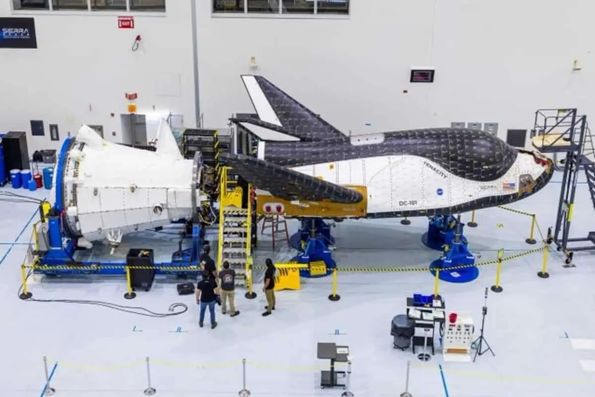 Многоразовый челнок Sierra Space и NASA открывают новую эпоху миссий МКС-0