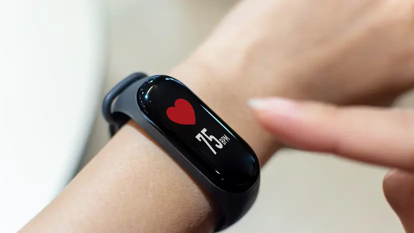 Физик Буряков рассказал о погрешности фитнес-браслетов