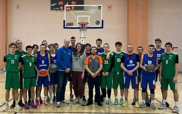 Денис Ромашевский, тренер Уральского ГАУ, получил звание судьи РФБ-0