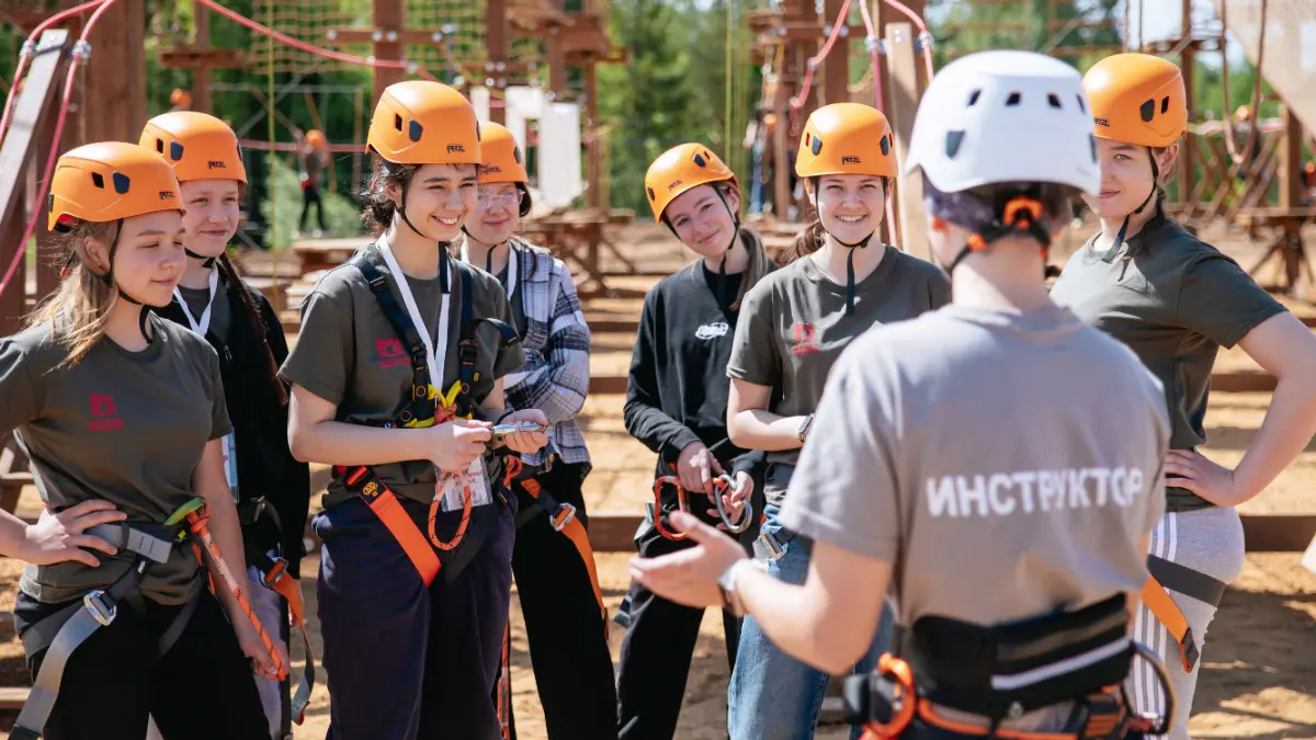 Начался отбор вожатых и педагогов для работы в спортивно-патриотических лагерях Москвы
