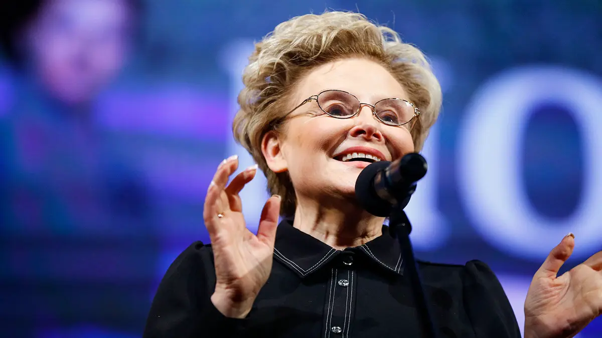 «До операции не играл»: Малышева рассказала анекдот мужчине с подозрением на рак