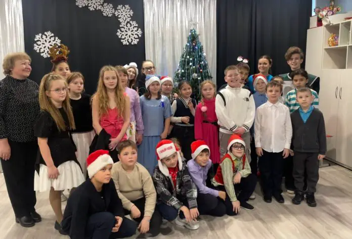 Юнкоры приглашают на волшебные медиаёлки в Краснотурьинске-0