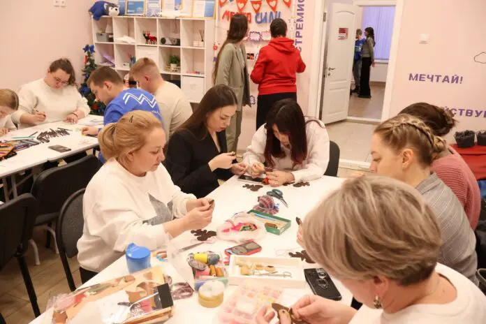 Волонтеров ждут пять смен «Урала добрых дел» в Свердловской области-0