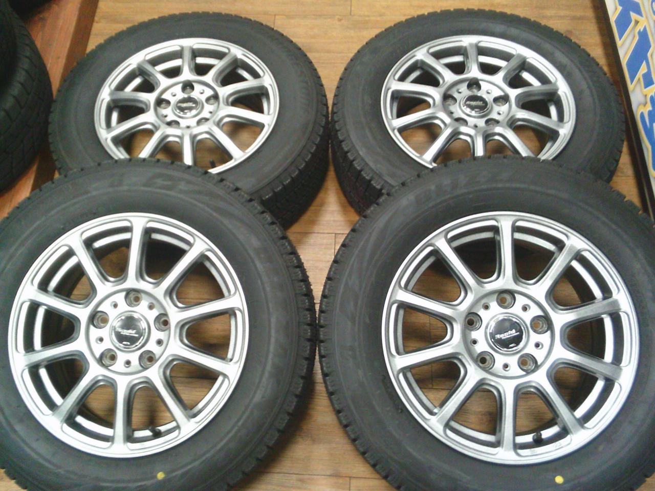 Комплект шин BRIDGESTONE BLIZZAK VRX2 + диски MARUKA SERVICE RAPID PERFORMANCE ZX10
