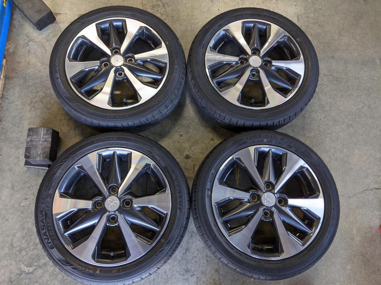 Комплект шин DUNLOP ENASAVE EC300+ + штатные диски Mitsubishi ek крестовой