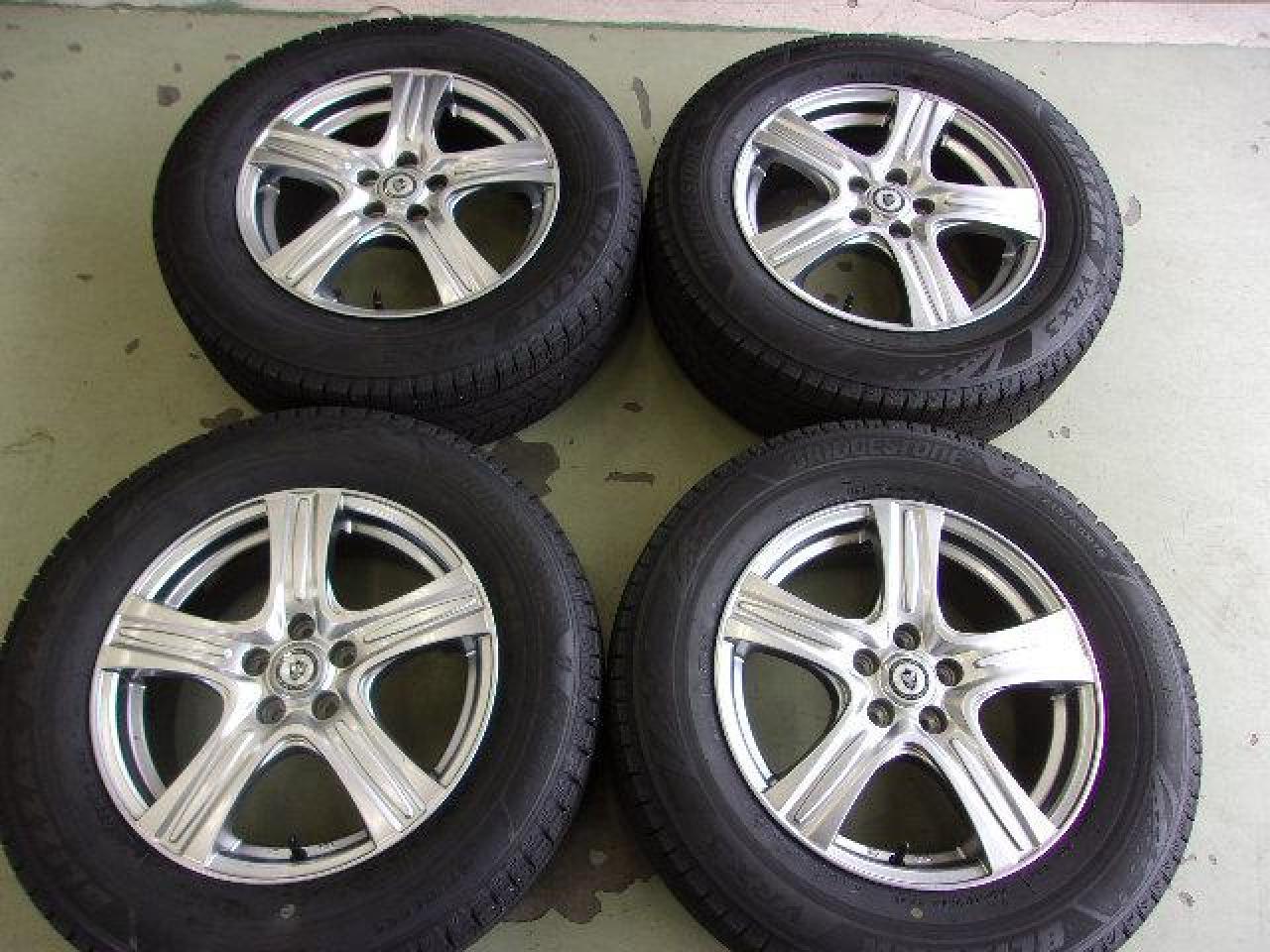 Комплект шин BRIDGESTONE BLIZZAK VRX3 + диски weds VELVA SF