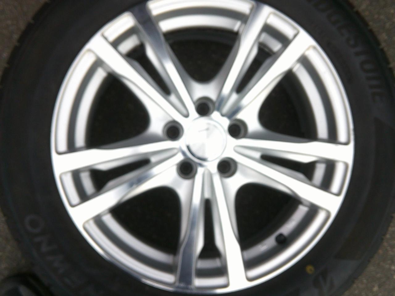 Комплект шин BRIDGESTONE NEWNO + диски SICUREZZA design H5
