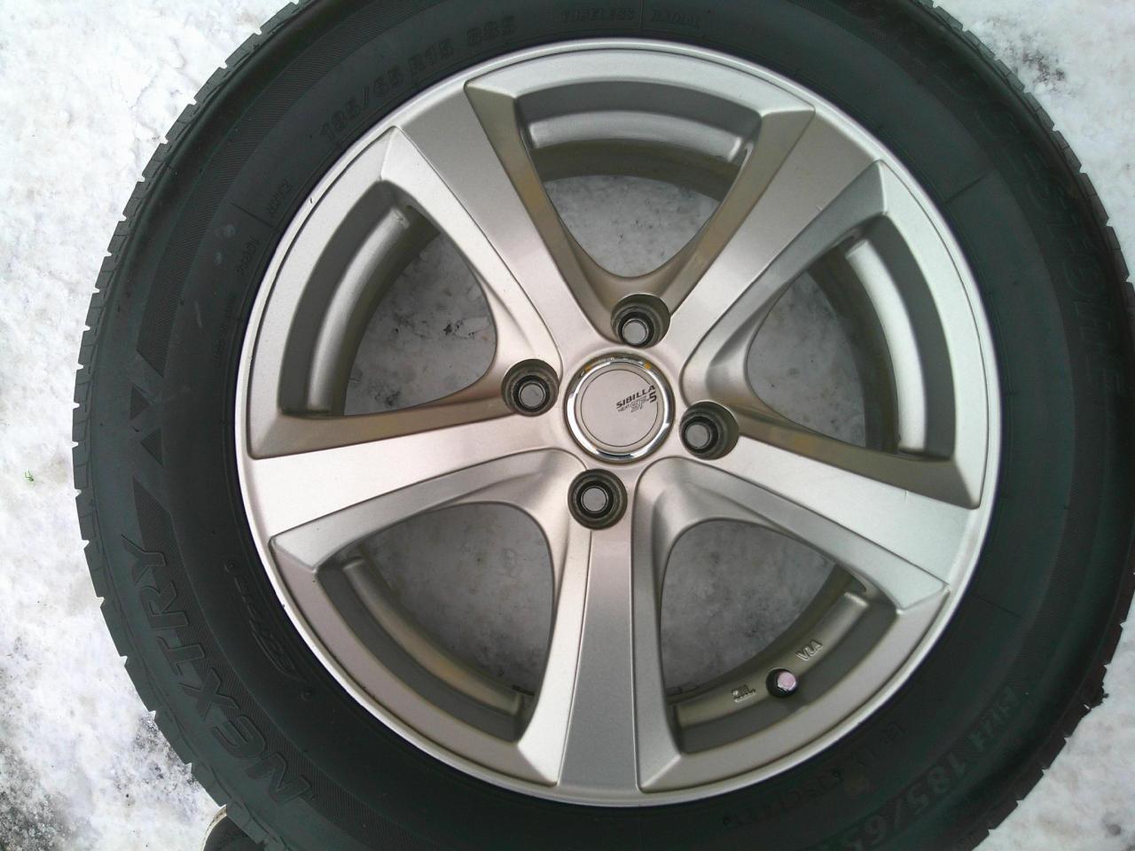 Комплект шин BRIDGESTONE NEXTRY + диски TOPY SIBILLA NEXT SF-5