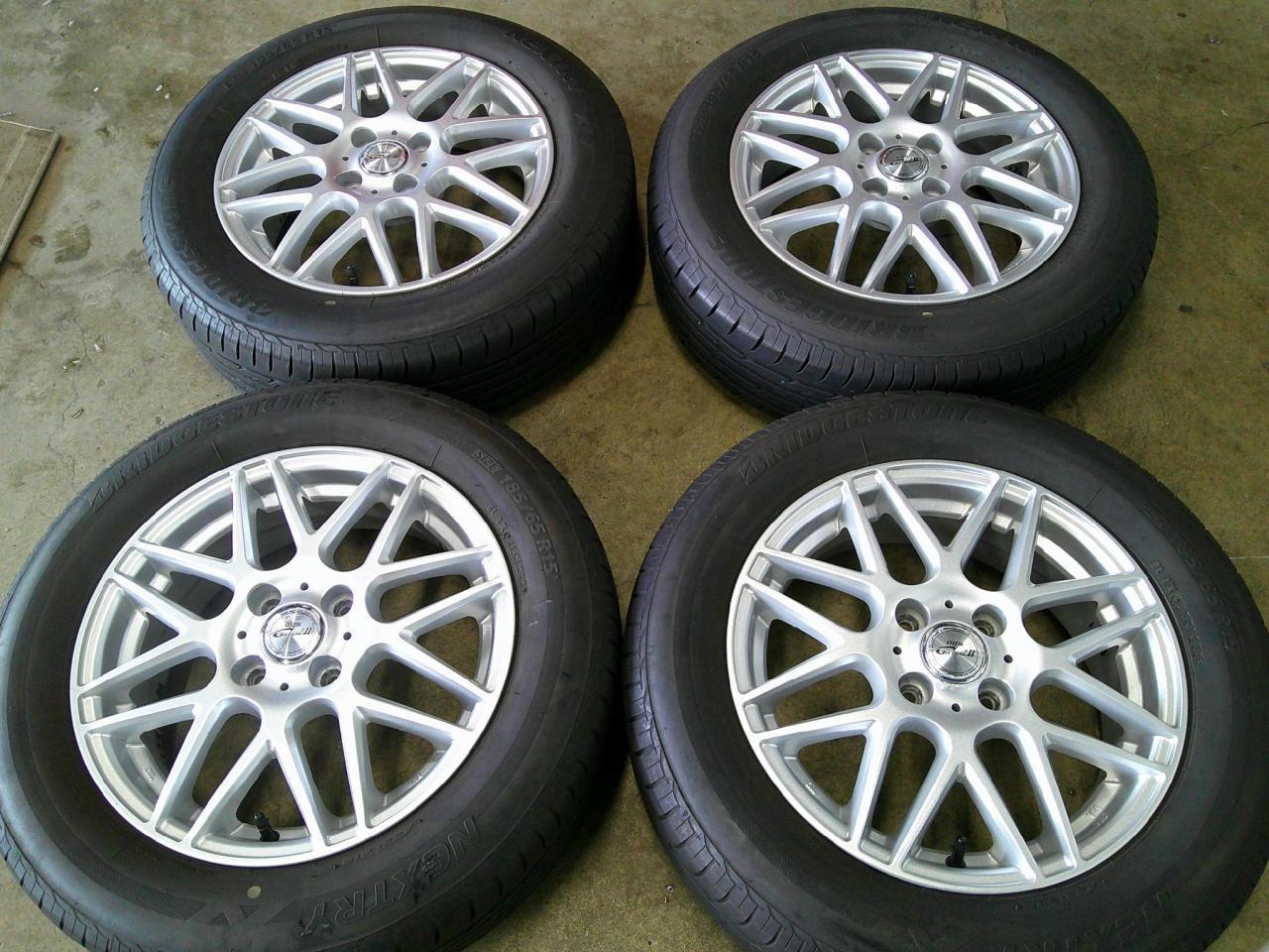 Комплект шин BRIDGESTONE NEXTRY + диски BADX D.O.S. GavialⅡ