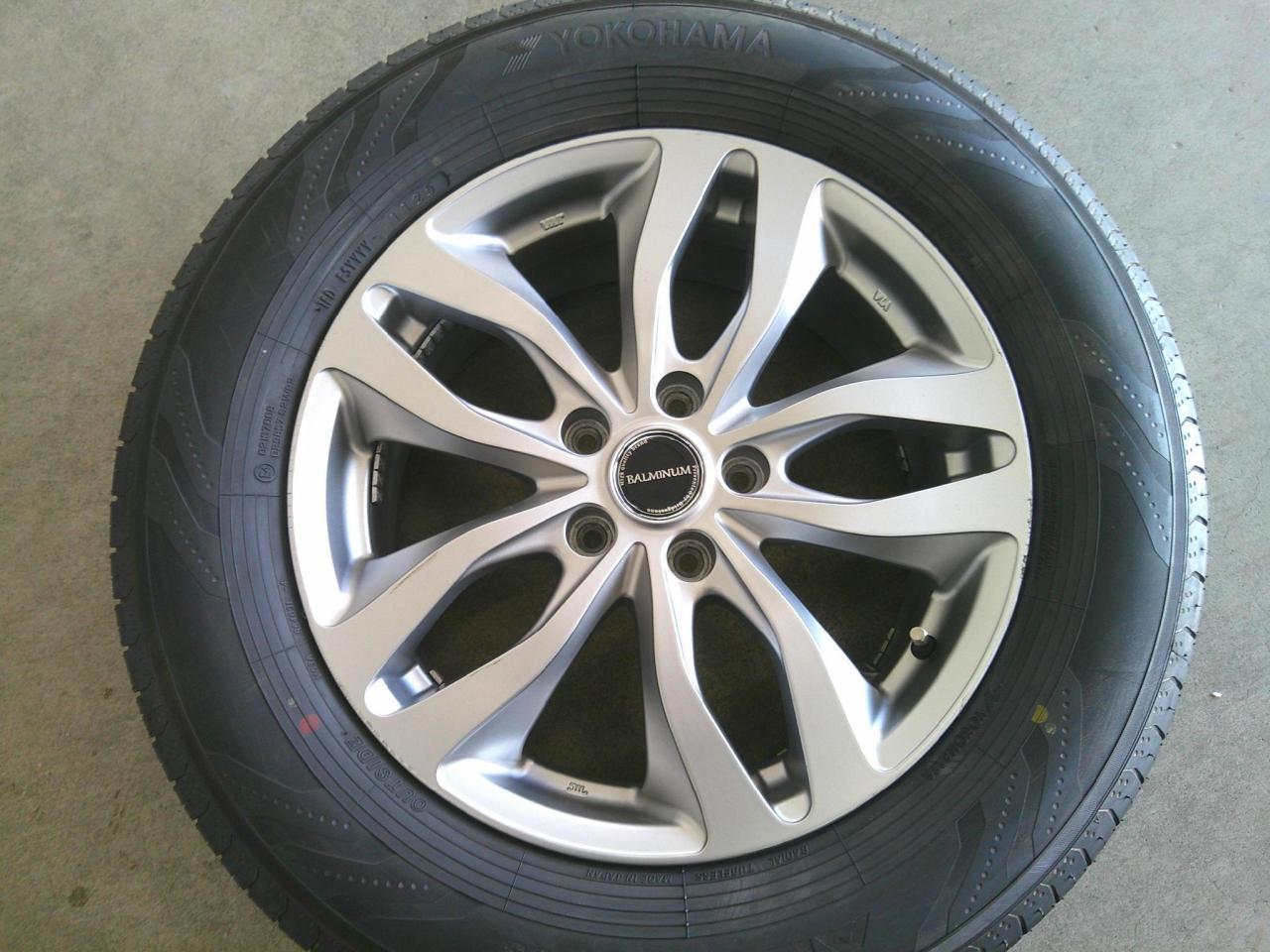 Комплект шин YOKOHAMA BluEarth-RV RV03 + диски BRIDGESTONE BALMINUM DS-M