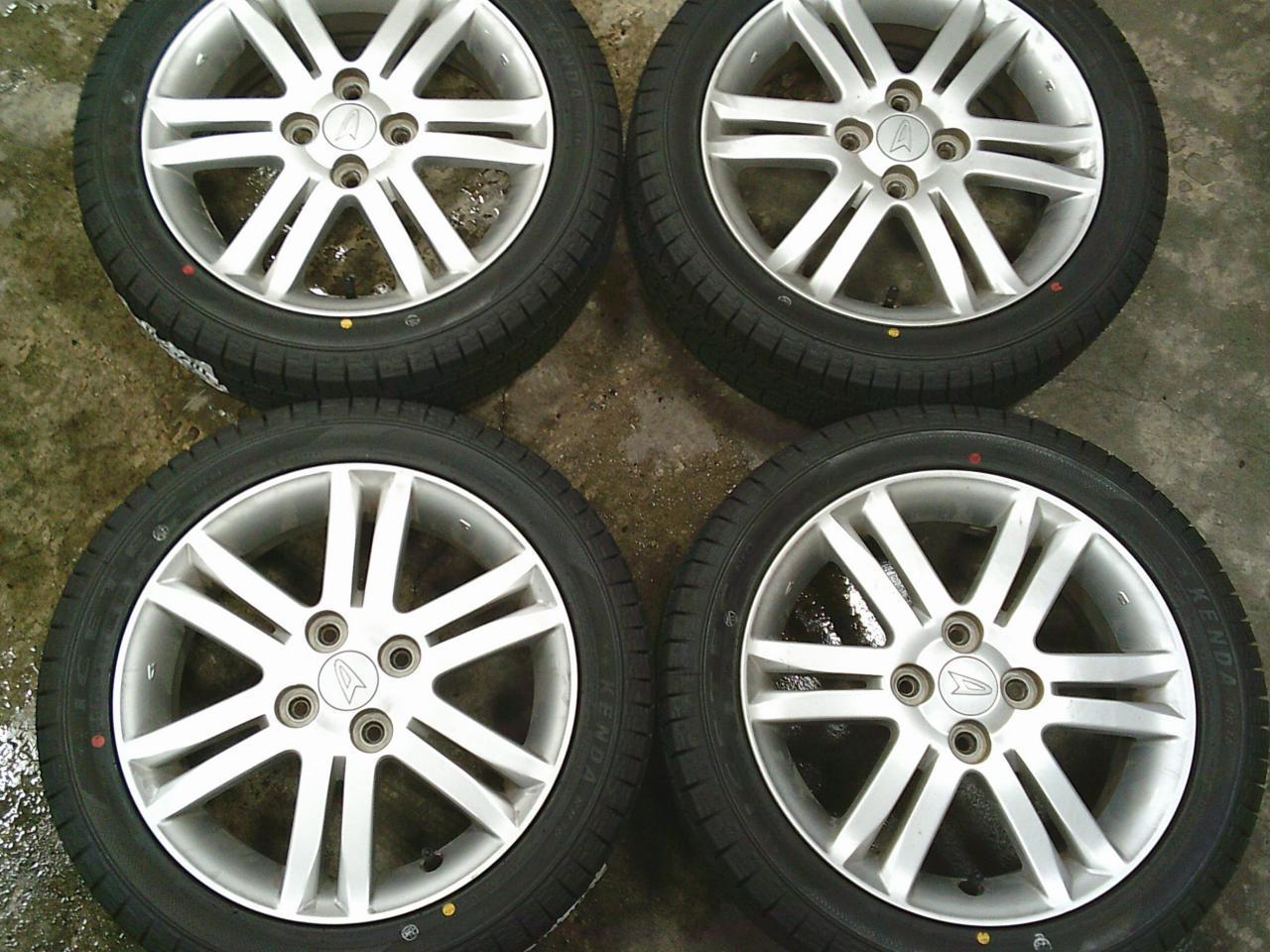 Комплект шин KENDA KR36 + штатные диски Daihatsu