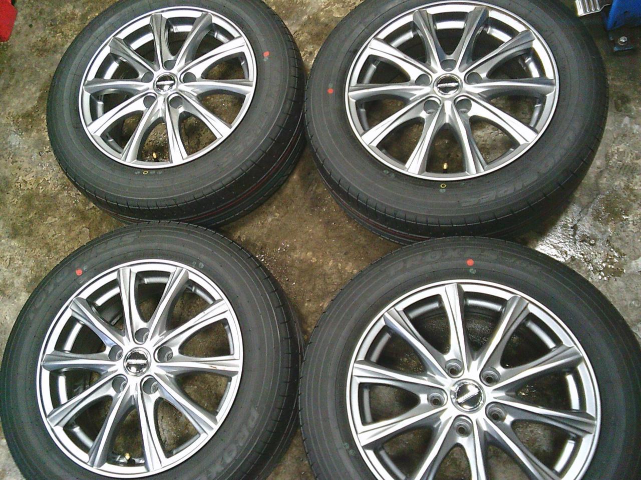 Комплект шин TOYO PROXES J68 + диски HOT STUFF WAREN W02