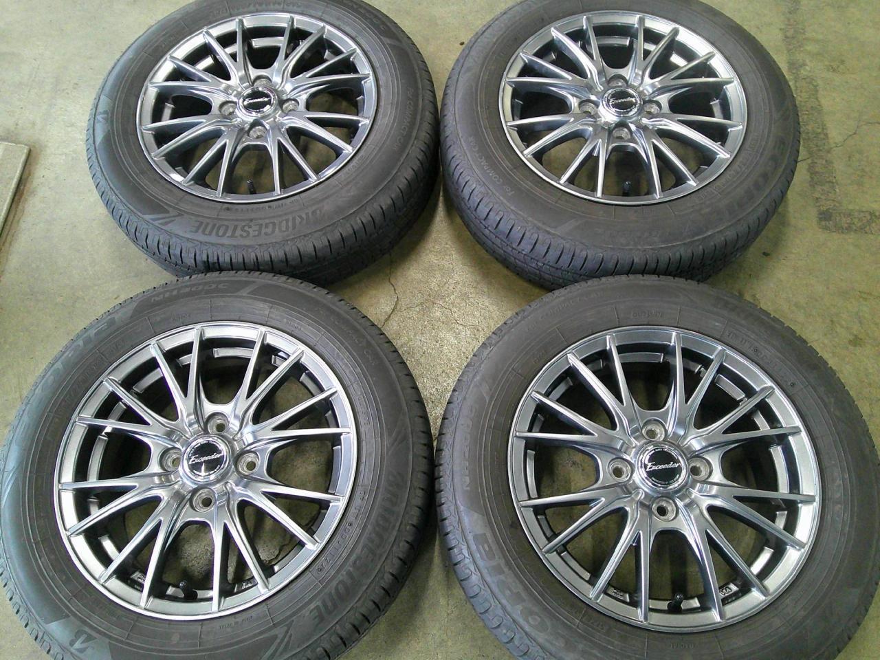 Комплект шин BRIDGESTONE ECOPIA NH200C + диски HOT STUFF Exceeder E05Ⅱ