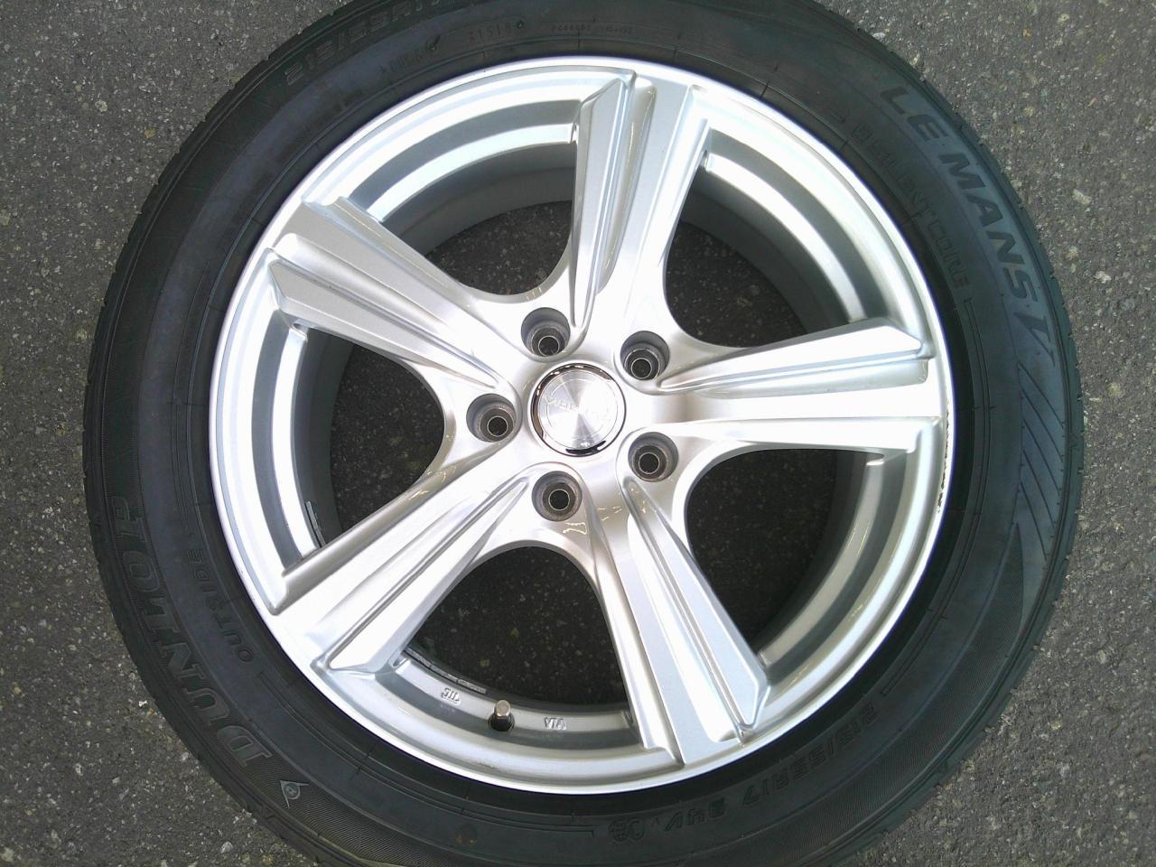 Комплект шин DUNLOP VIOLENTO KS + диски DUNLOP LEMAN V