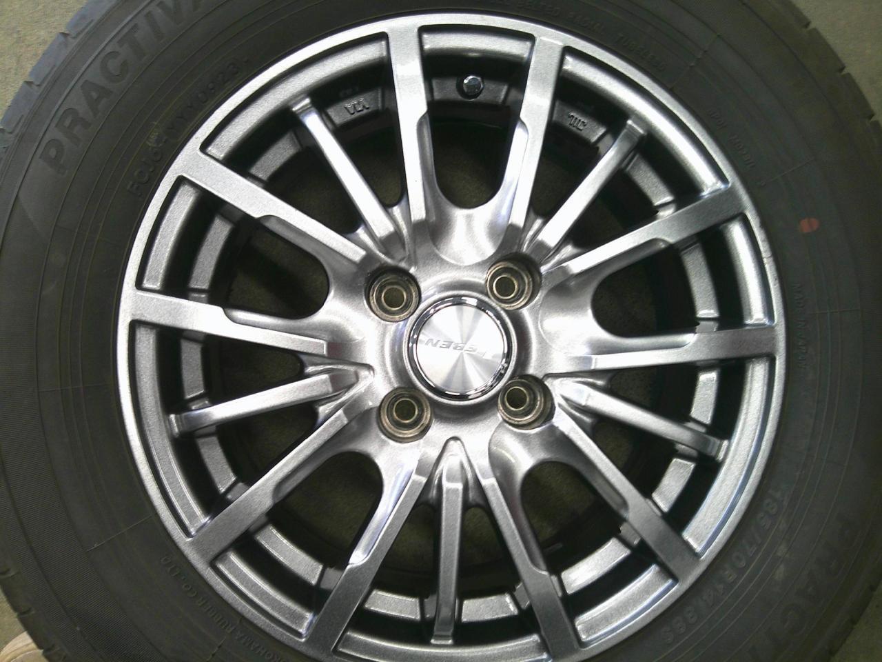 Комплект шин PRACTIVA + диски AUTOBACS SEVEN LEBEN DS5