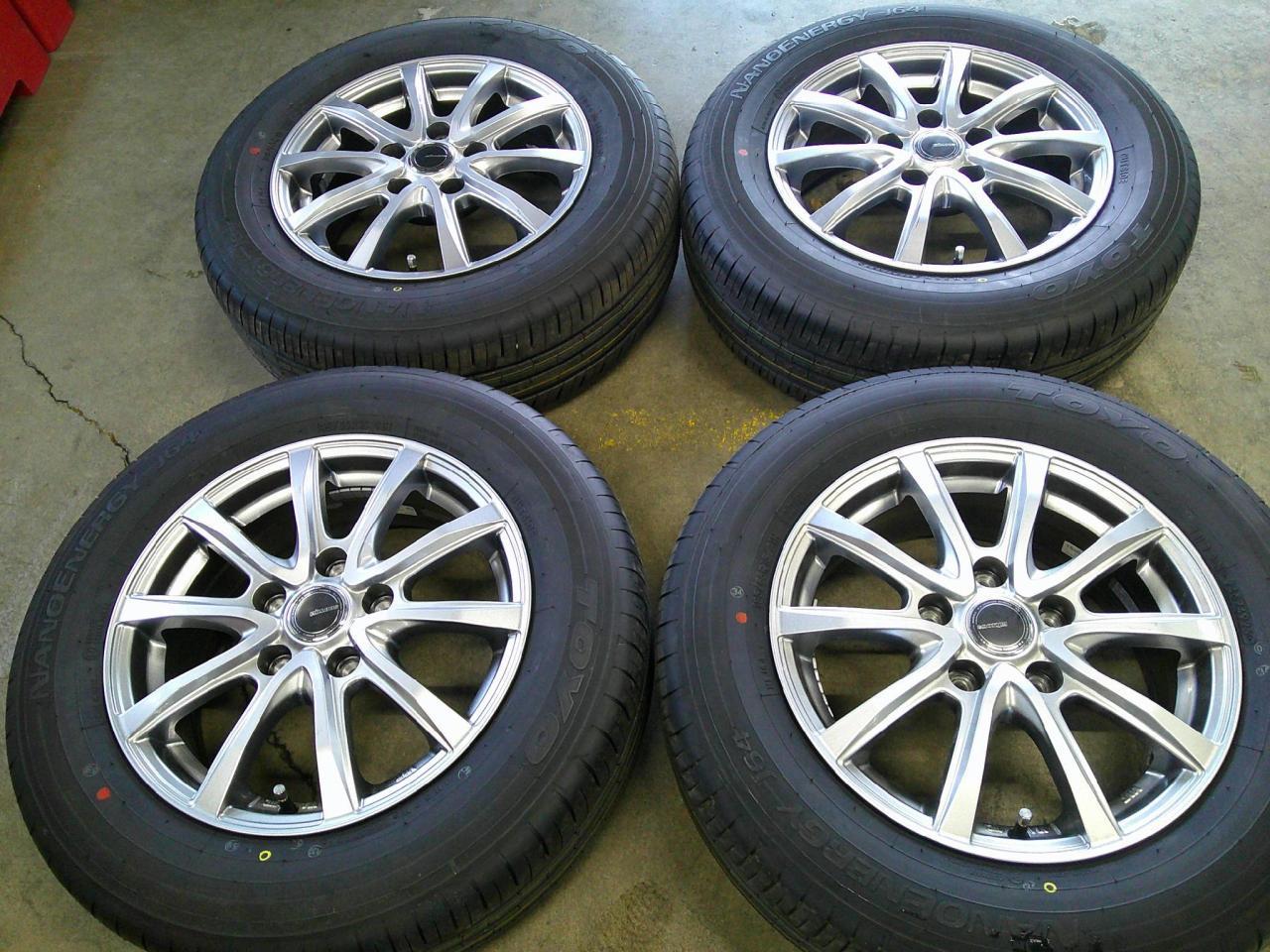 Комплект шин TOYO NANOENRGY J64 + диски YFC Millous VX