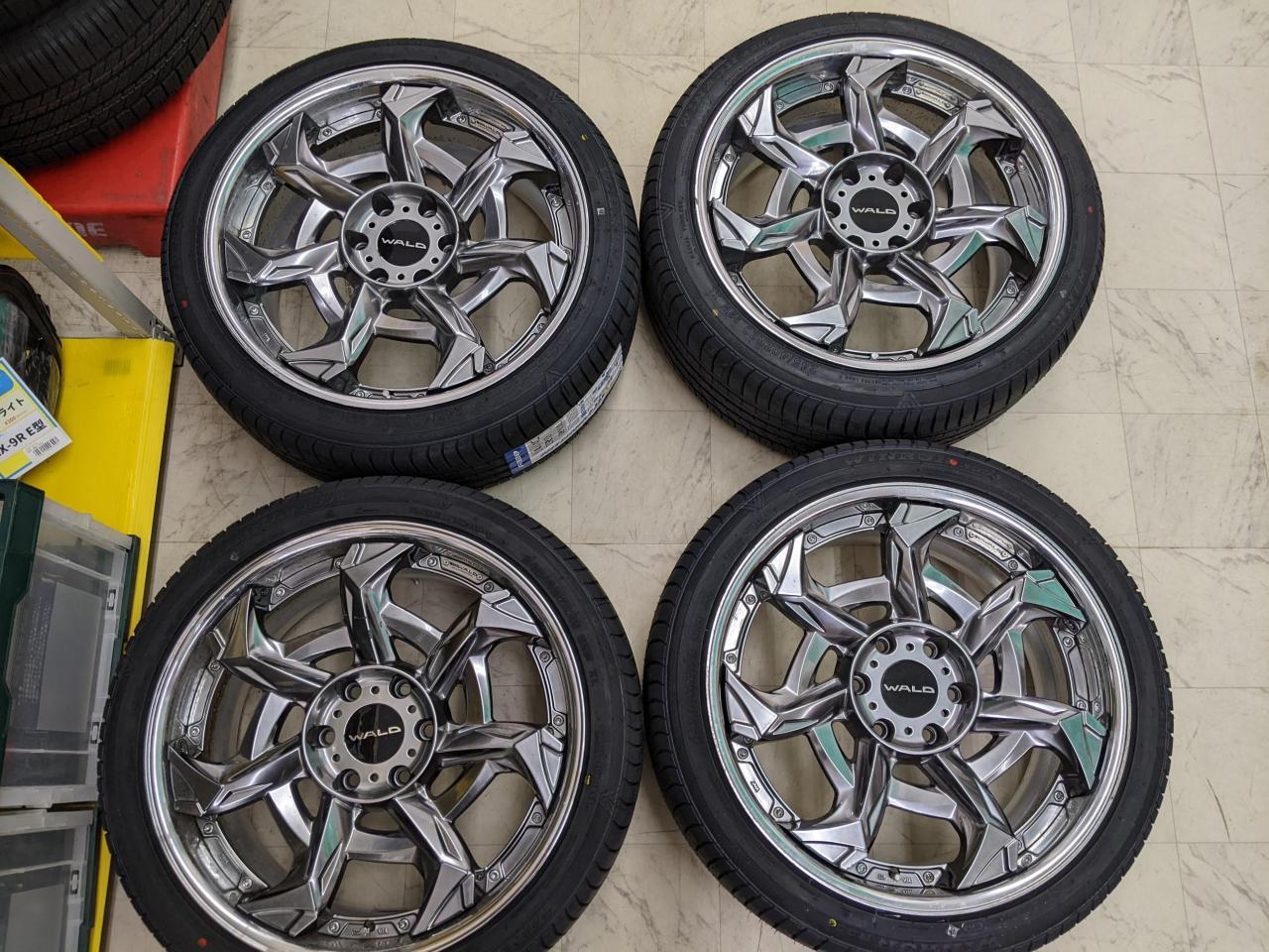 Комплект шин WINRUN R330+WALD WCC-L74BK + диски WALD VORSALINO V12-C