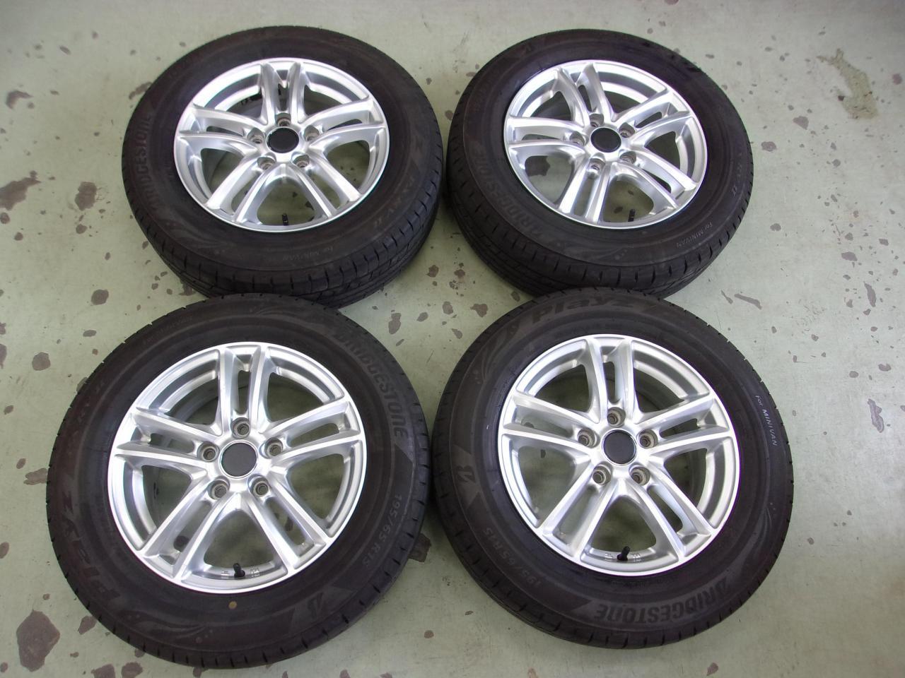 Комплект шин BRIDGESTONE BALMINUM SR5 + диски BRIDGESTONE PlayzPX-RVⅡ
