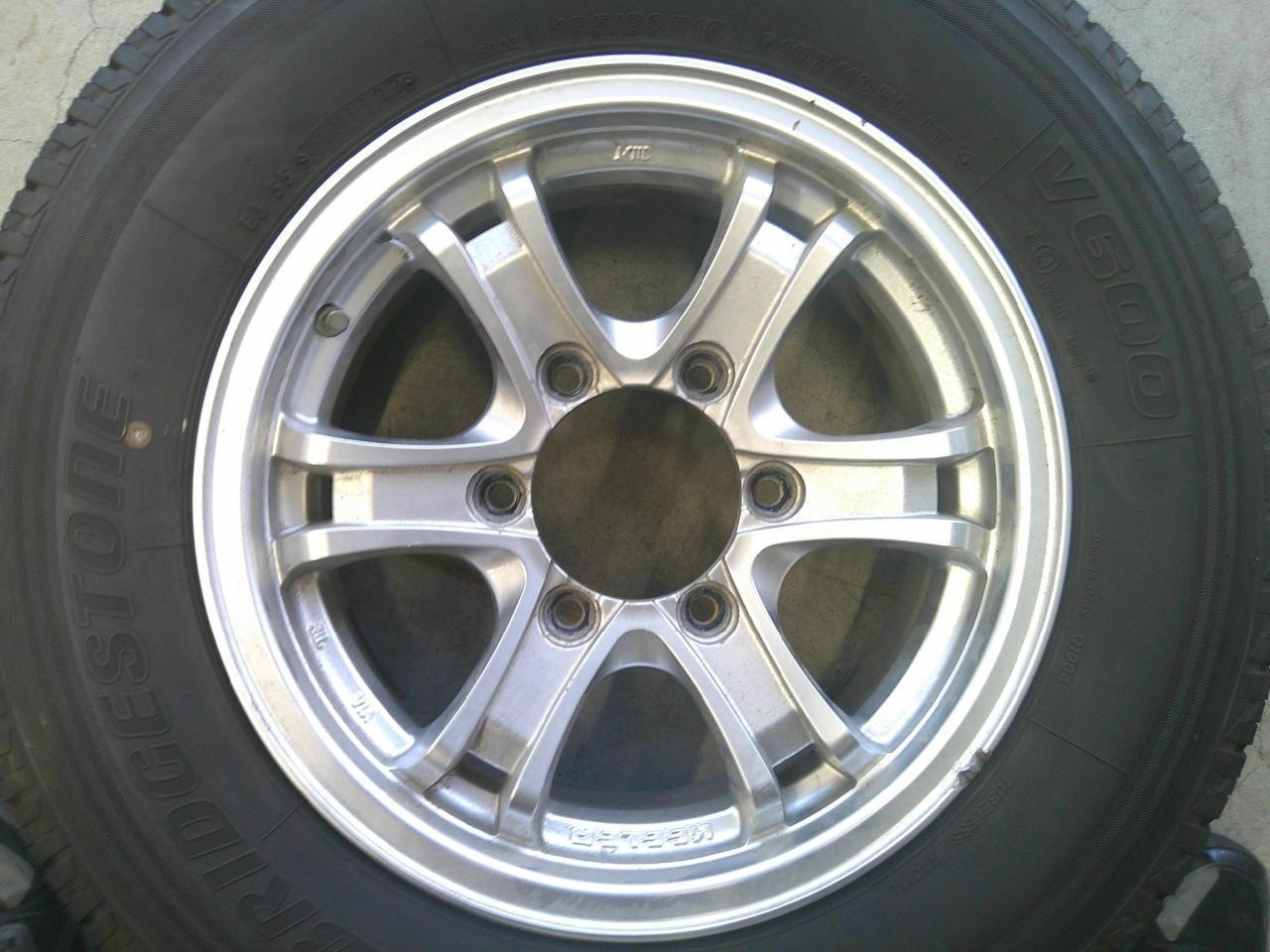 Комплект шин BRIDGESTONE V600 + диски weds KEELER FORCE