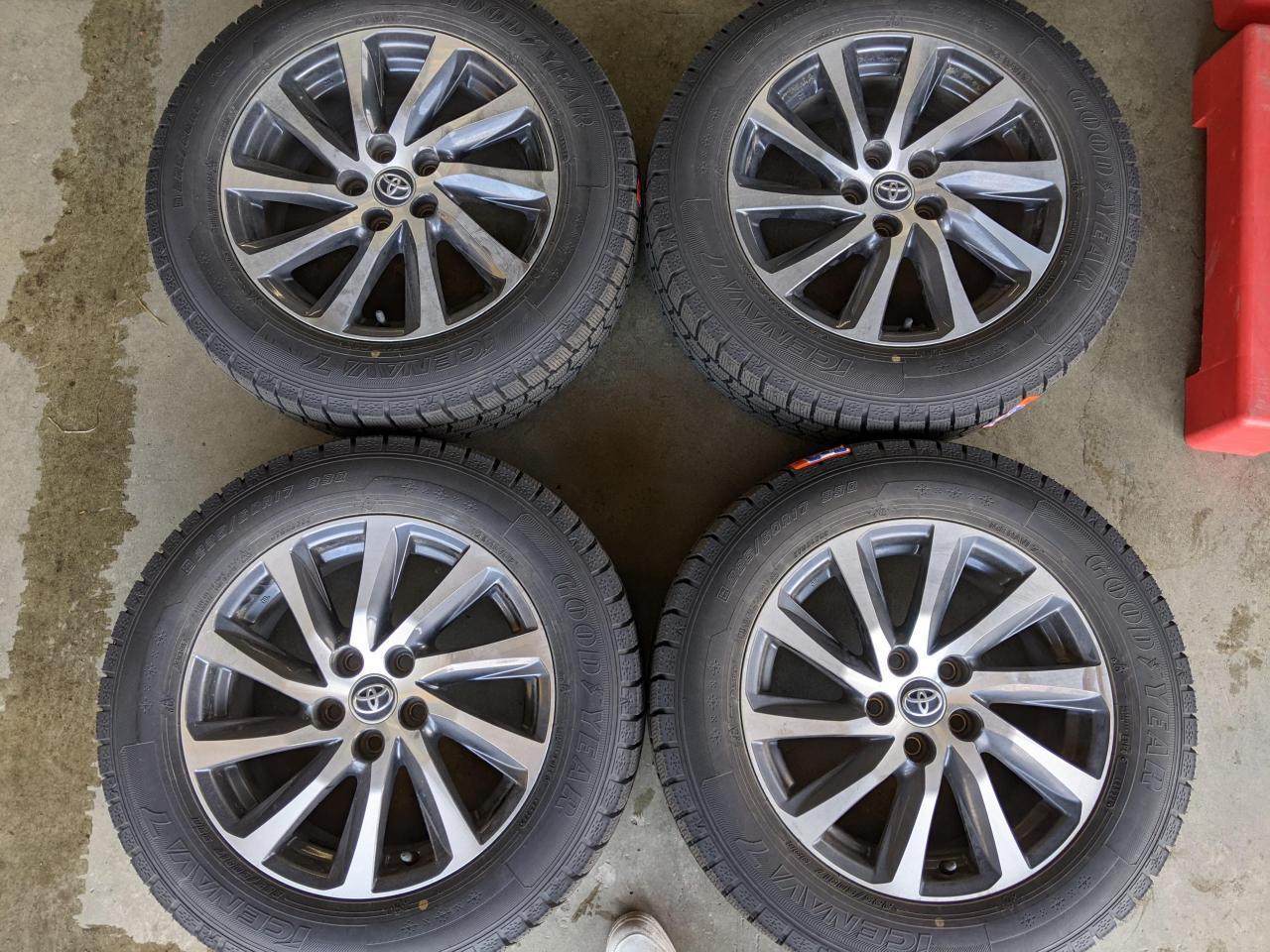 Комплект шин GOODYEAR ICENAVI 7 + штатные диски Toyota 30 Alphard