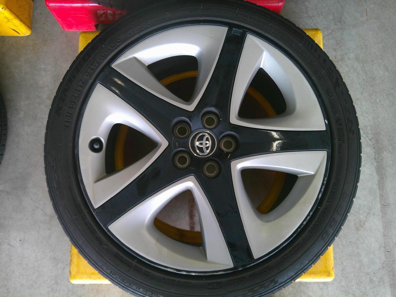 Комплект шин KINGBOSS G866 + штатные диски Toyota Prius 50 серии S Touring