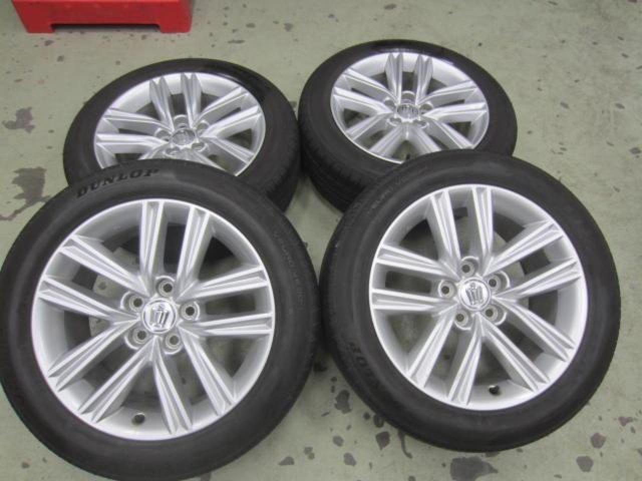 Комплект шин PRACTIVA+DUNLOP VEURO VE304 + штатные диски Toyota 210 серии Crown