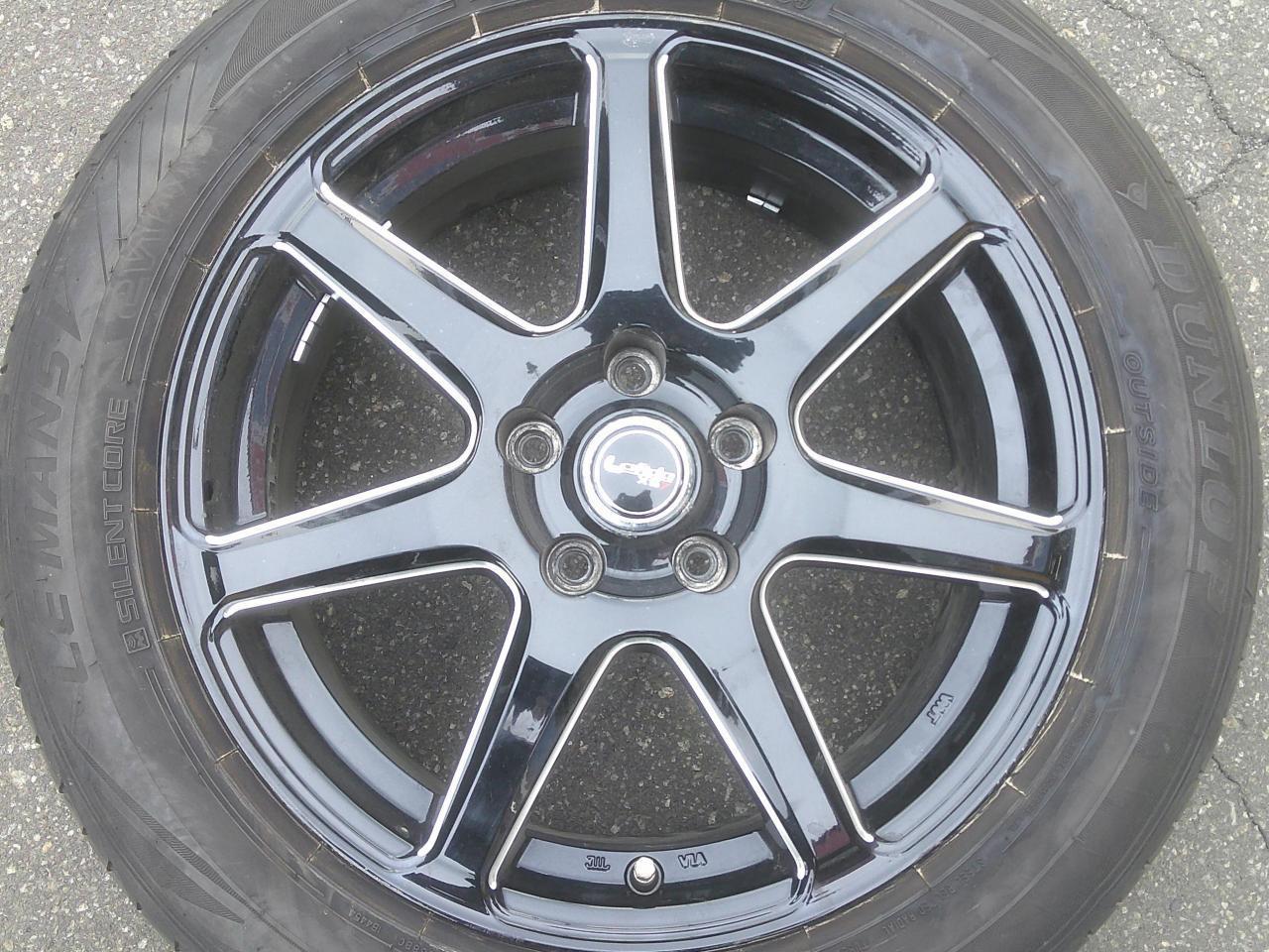Комплект шин DUNLOP LEMAN V + диски Lofida XS7