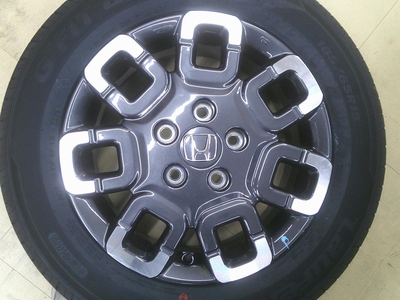 Комплект шин Laufenn G FIT AS-01 LH42 + штатные диски Honda крестовой