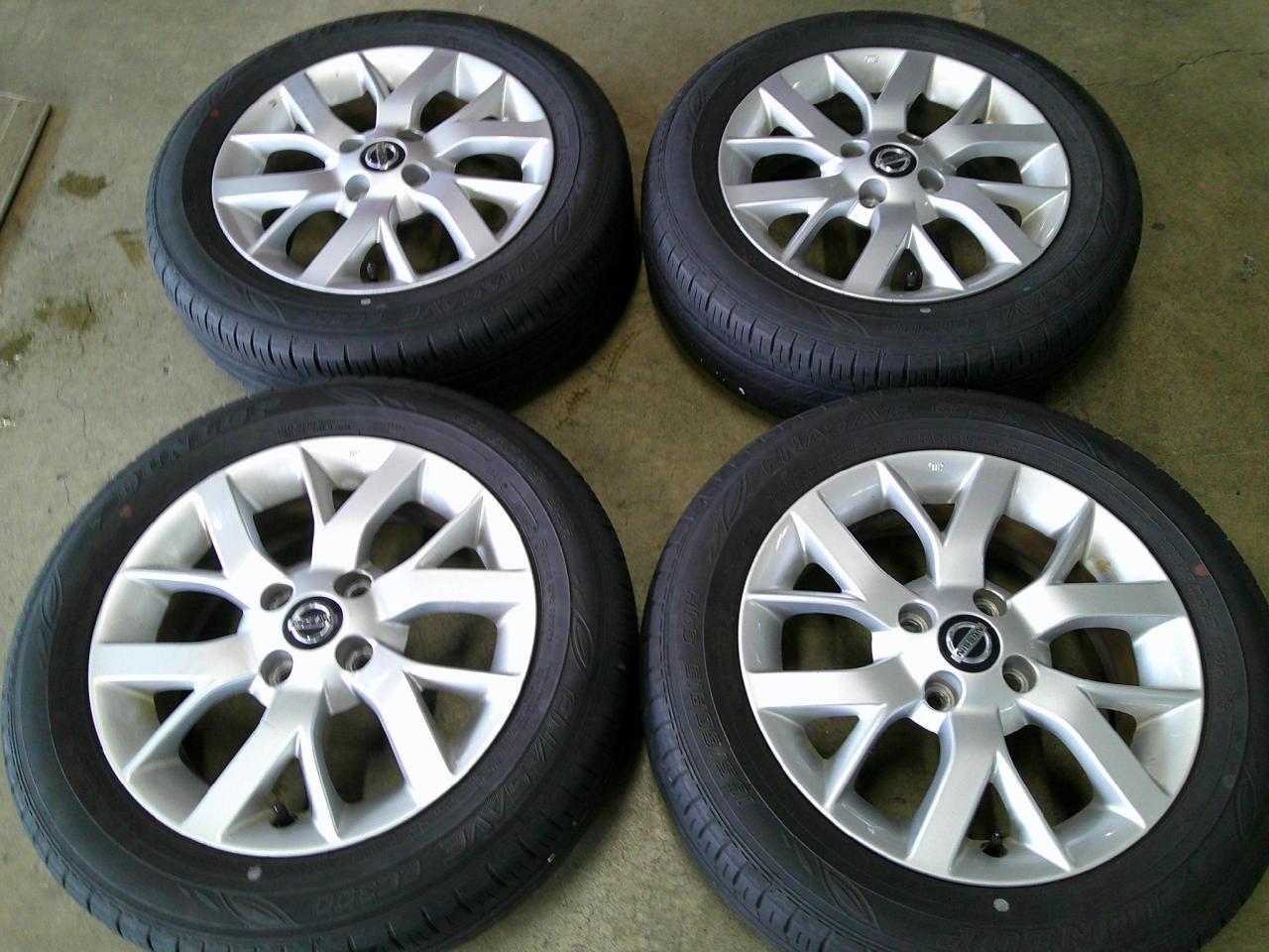 Комплект шин DUNLOP ENASAVE EC300 + штатные диски Nissan Note