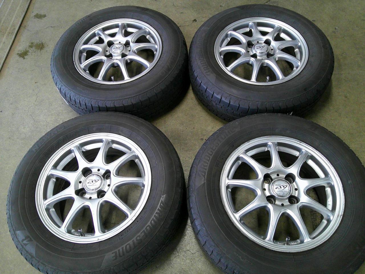 Комплект шин BRIDGESTONE NEWNO + диски AUTOBACS SEVEN DIOS ES9