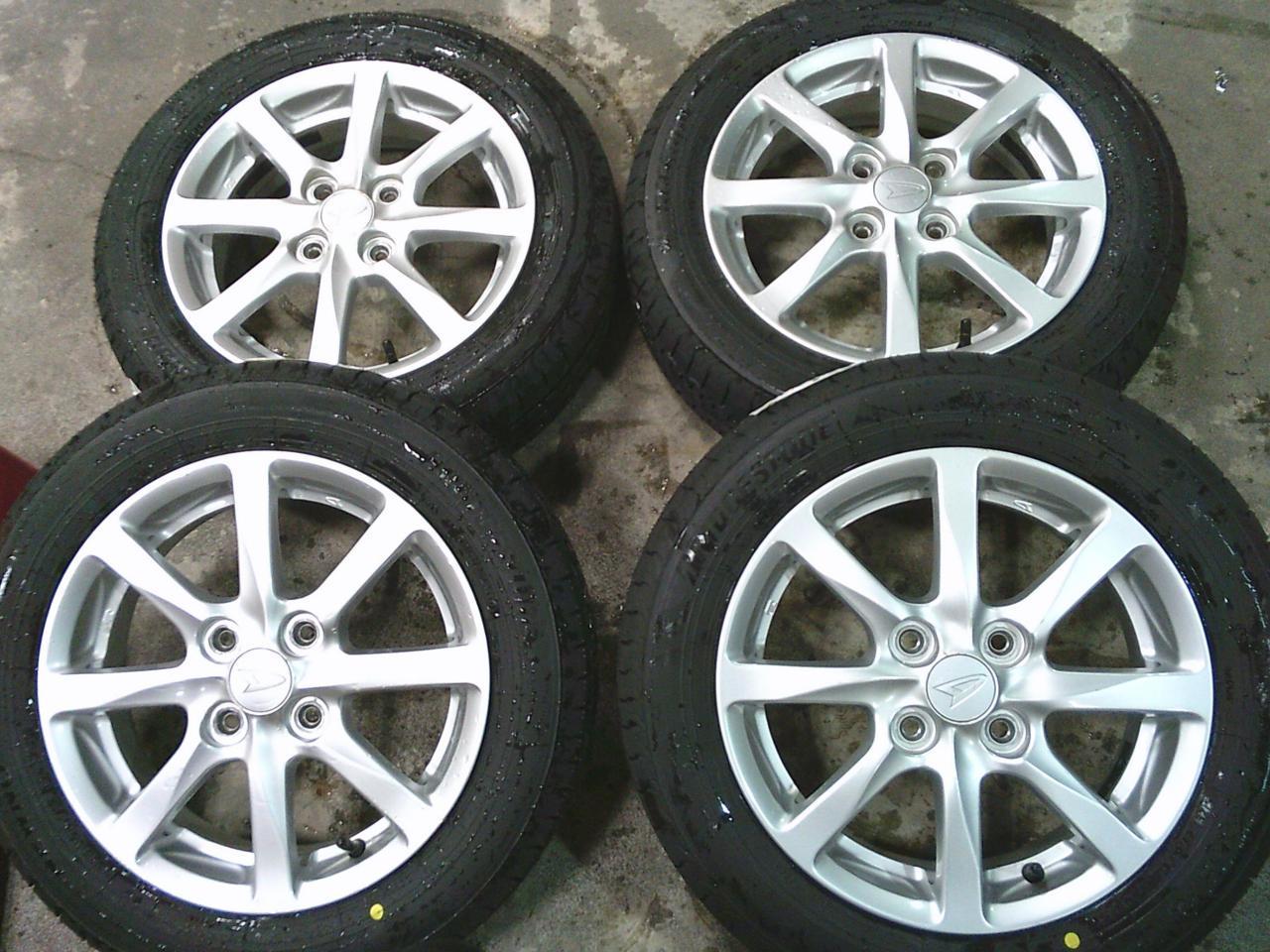 Комплект шин BRIDGESTONE NEWNO + штатные диски Daihatsu Tanto