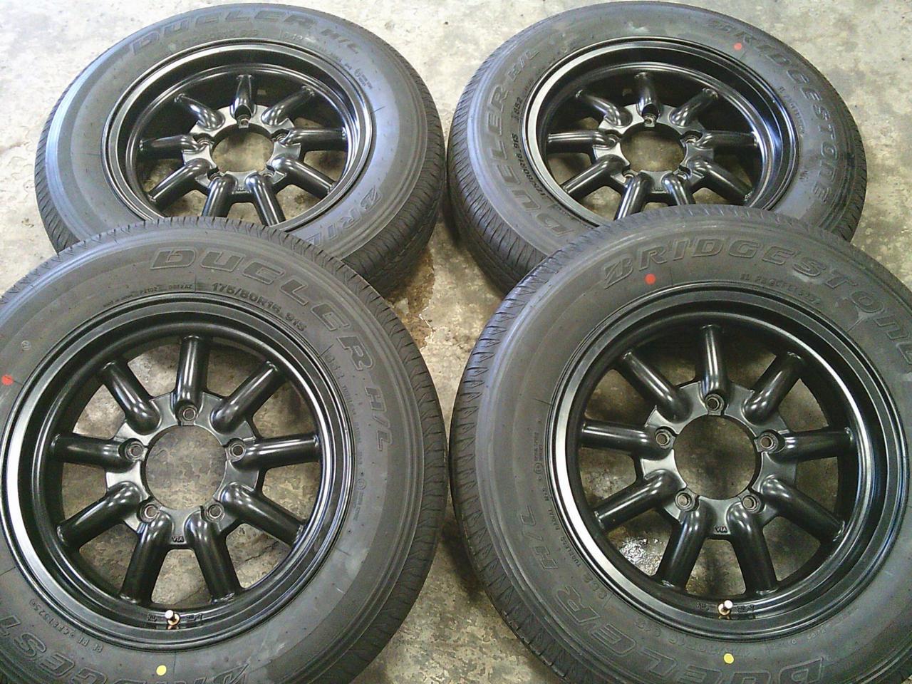 Комплект шин BRIDGESTONE DUELER H/L + диски FABULOUS BARONE MC-9