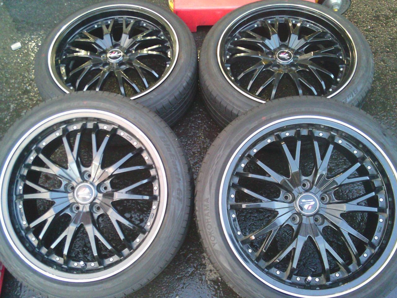 Комплект шин YOKOHAMA BluEarth GT + диски HOT STUFF PRECIOUS HM-3