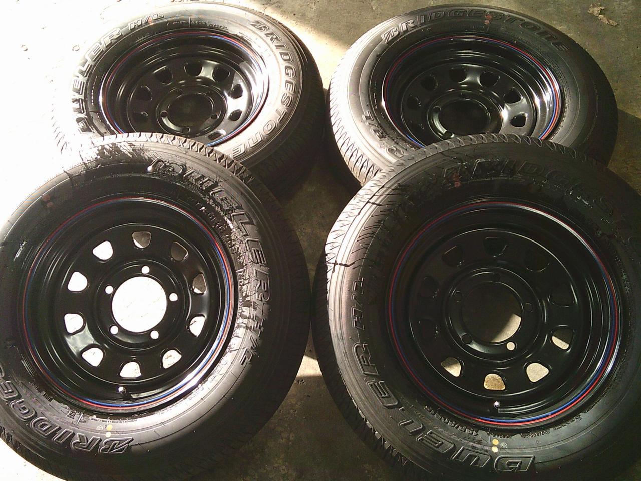 Комплект шин BRIDGESTONE DUELER H/L 852 + диски DAYTONA стальные диски
