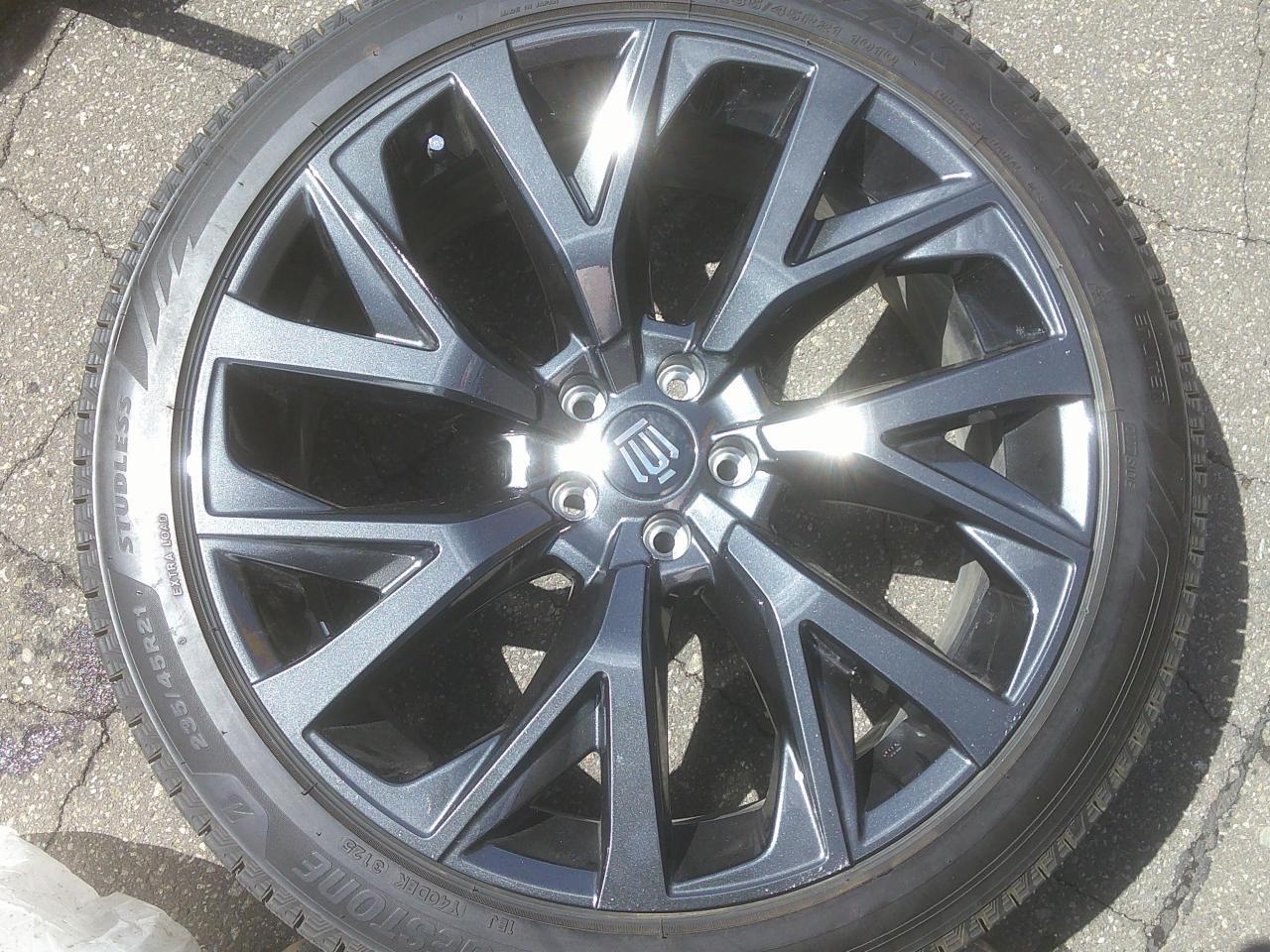 Комплект шин BRIDGESTONE BLIZZAK WZ-1 + штатные диски Toyota Crown Z комплектация