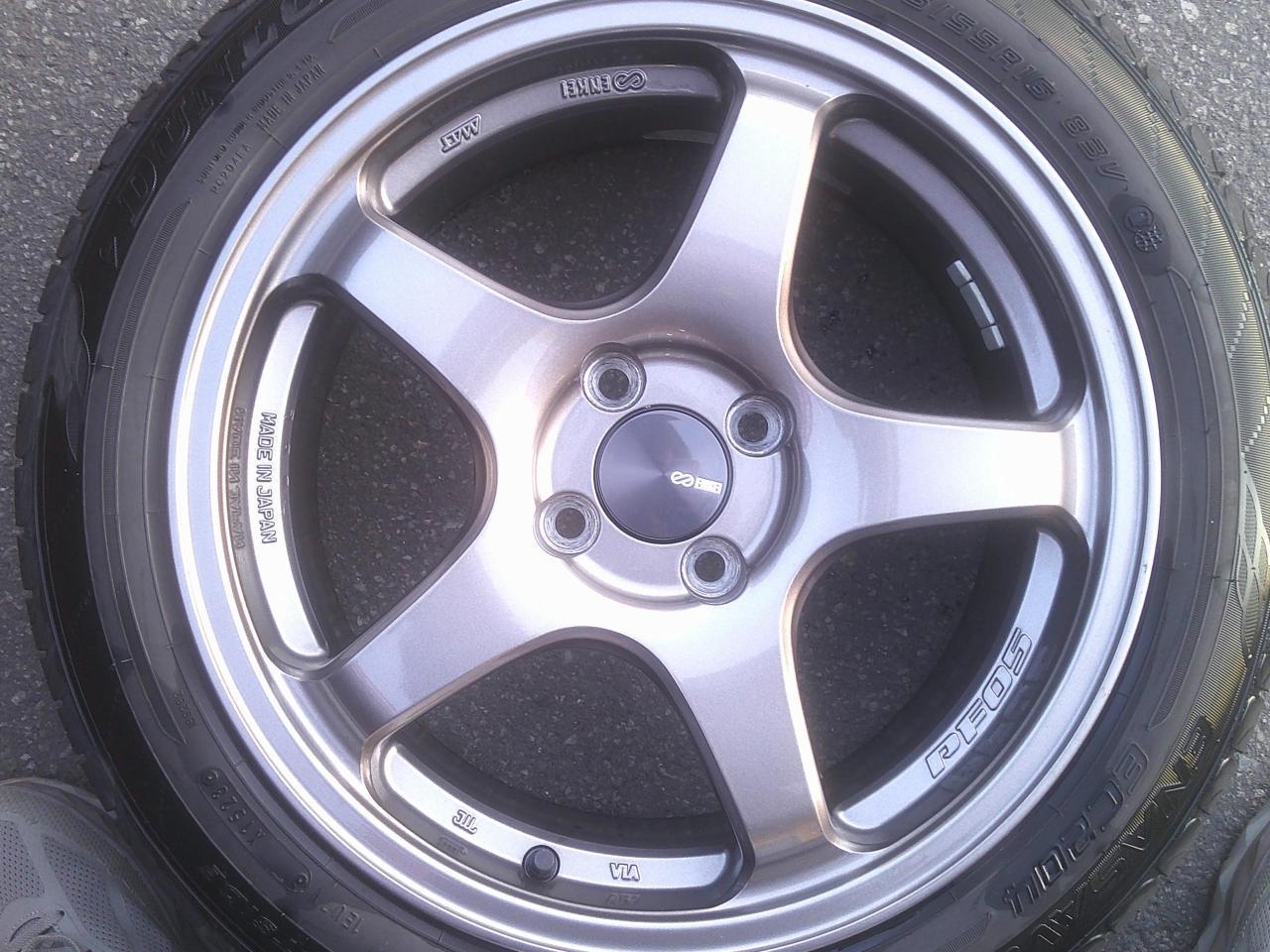 Комплект шин DUNLOP ENASAVE EC204 + диски ENKEI PerformanceLine PF05