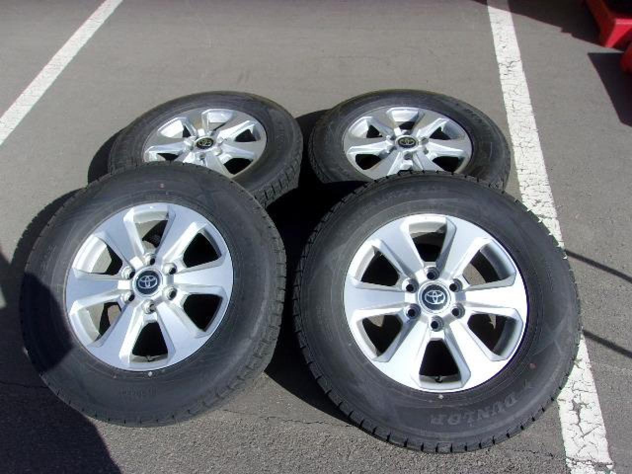 Комплект шин DUNLOP WINTERMAXX SJ8 + штатные диски + Toyota Land Cruiser 300 серии AX комплектация