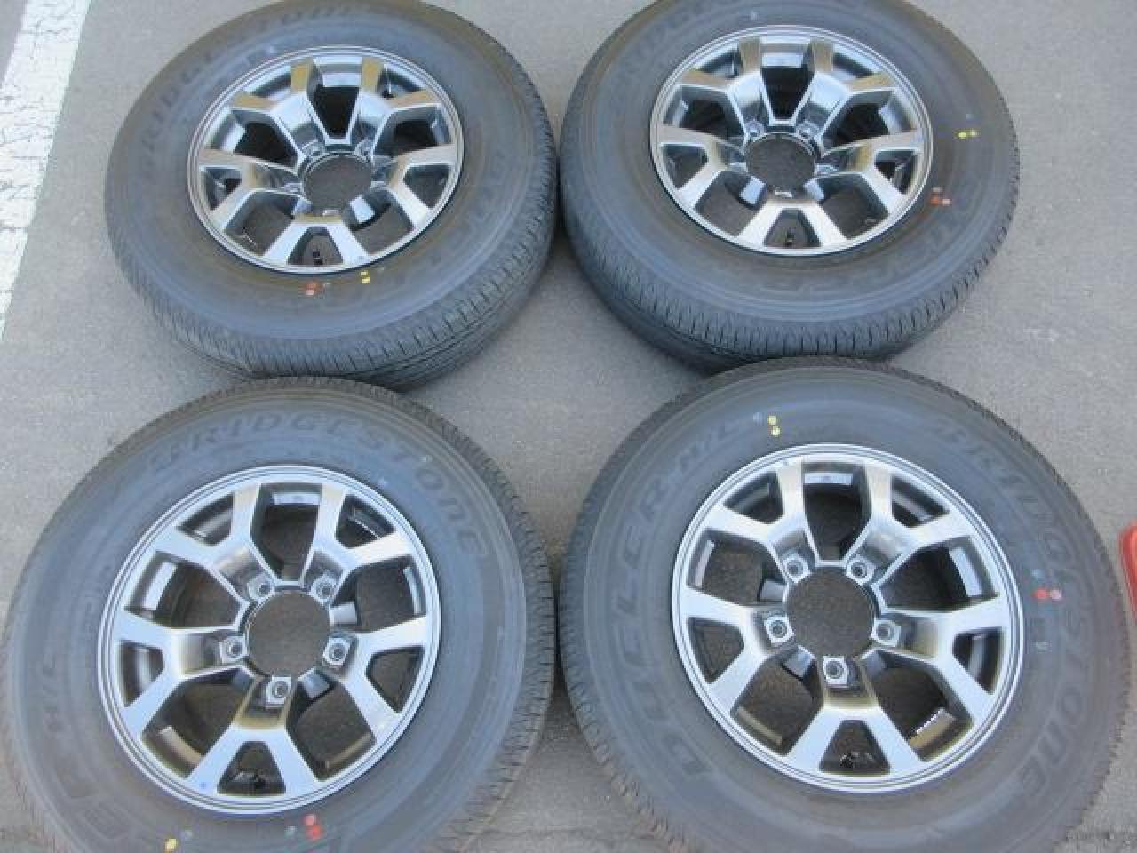 Комплект шин BRIDGESTONE DUELER H/L + штатные диски Suzuki Jimny