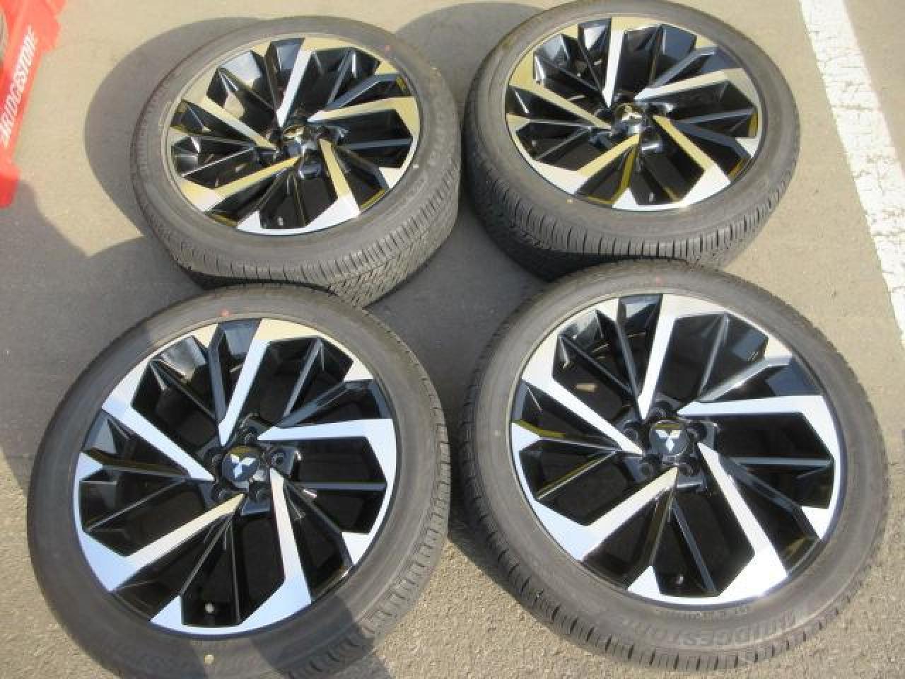 Комплект шин BRIDGESTONE ECOPIA H/L422 Plus + штатные диски Mitsubishi Outlander PHEV (дорестайл)